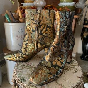 Gorgeous Sam Edelman booties